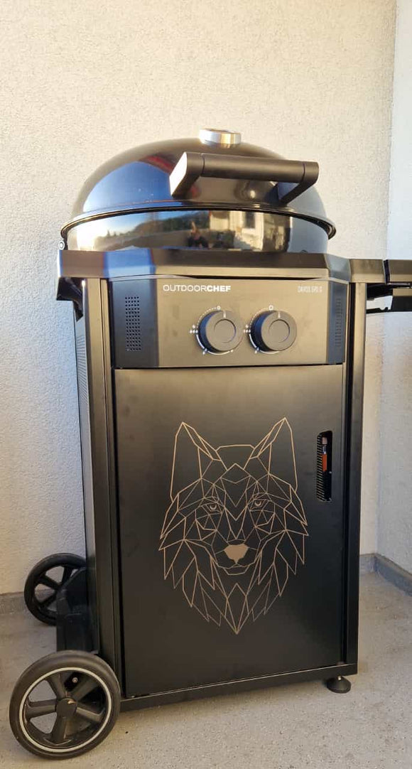 Outdoorgrill mit Gravur veredelt
