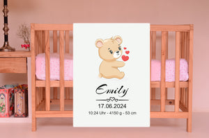 Babybär mit Herzen Fleecedecke weiss 70x100cm bedruckt personalisierbar