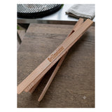 1 Stück Grillzange aus Holz mit Gravur Grillmeister