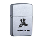 ﻿Original Zippo Chrome Brushed graviert mit Stiefel und Wunschname