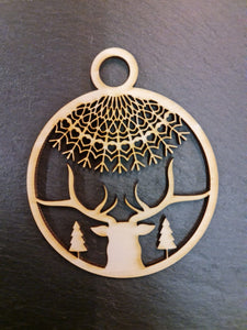 Christbaumanhänger aus Holz
