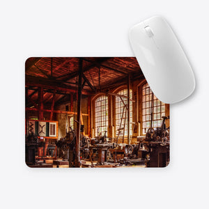 Ein Mousepad mit tollem Motiv Lost Place Factory bedruckt.