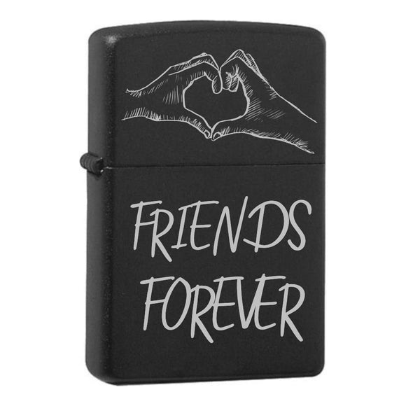 Friends forever Hände als Herz graviertes Zippo Black Matte mit Chrom-Kern