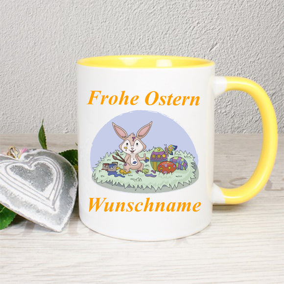 Osterhase bemalt Ostereier - Tasse weiss, innen gelb und gelber Henkel  mit Wunschname