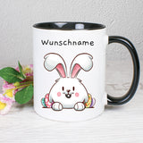 Hase mit Eier hinter sich - personalisierbar - Tasse