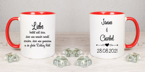 Liebe - gleiche Richtung mit Namen und Datum personalisiert - Tasse