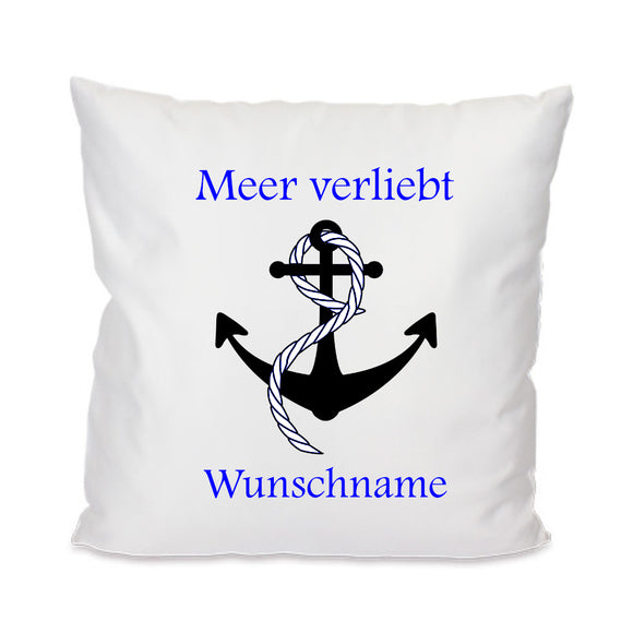 40x40cm Kissen bedruckt mit Meer verliebt, Anker und Wunschname