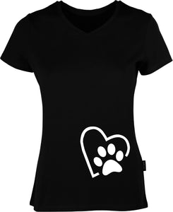 Herz mit Pfote bedruckt auf schwarzem Damen T-Shirt/Top