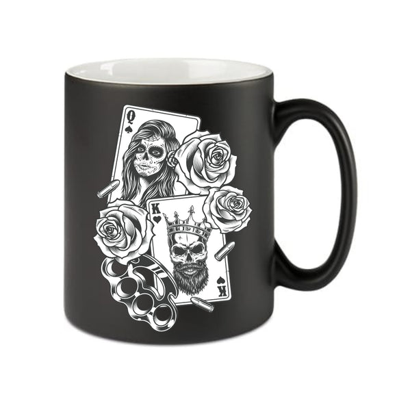 Queen King Spielkarten - gravierte Tasse schwarz matt
