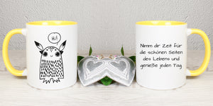 Tasse Weiß/Gelb Seite 1 bedruckt mit süßem Monster und das sagt: Hi!