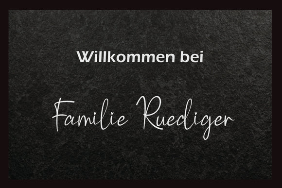 Willkommen bei Familie personalisierte Fussmatte mit Gummirand 40x60cm