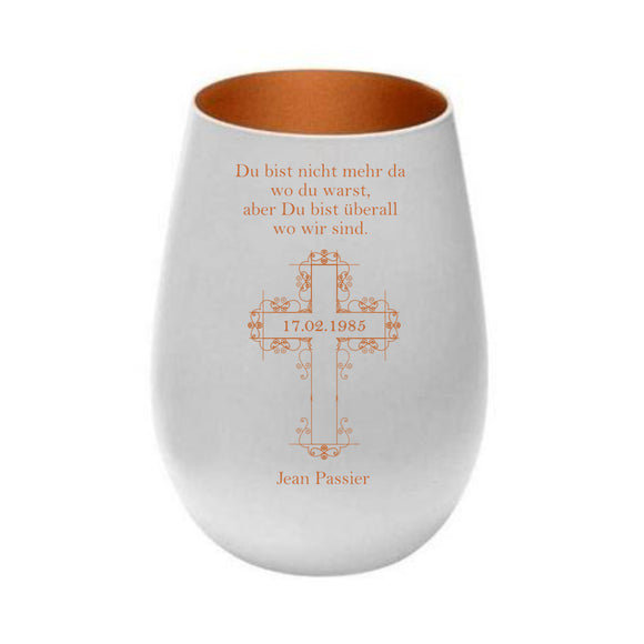 Du bist nicht mehr da wo du warst, aber Du bist überall wo wir sind + Motiv Kreuz  - Windlicht weiss-bronze mit Gravur personalisierbar mit Name und Datum